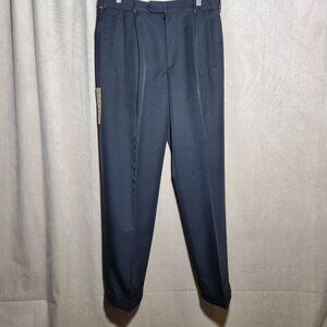 NWT Men's dress Pants Color black Size 33x32